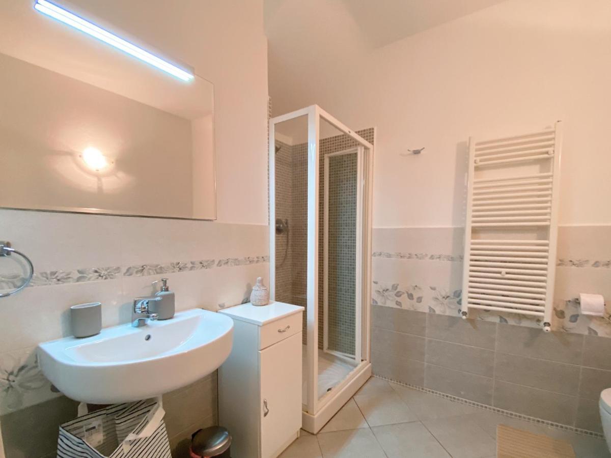 Apartment Rotone Марчіана-Марина Екстер'єр фото