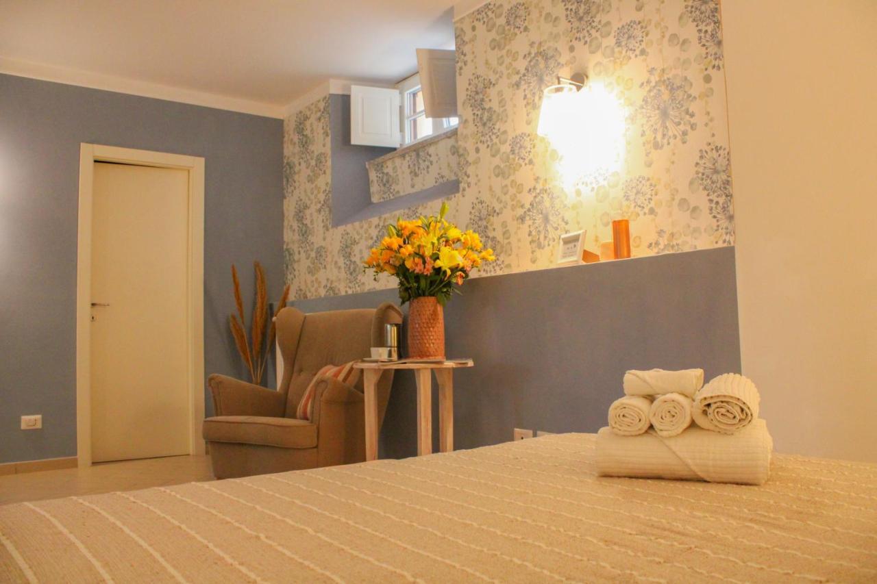 Apartment Rotone Марчіана-Марина Екстер'єр фото