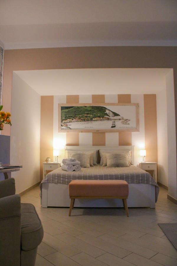 Apartment Rotone Марчіана-Марина Екстер'єр фото